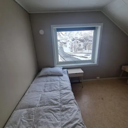 Gamle Fiskarheimen I * Sund (Nordland)