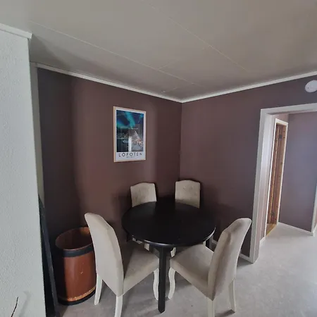 Gamle Fiskarheimen I Lägenhet Sund (Nordland)